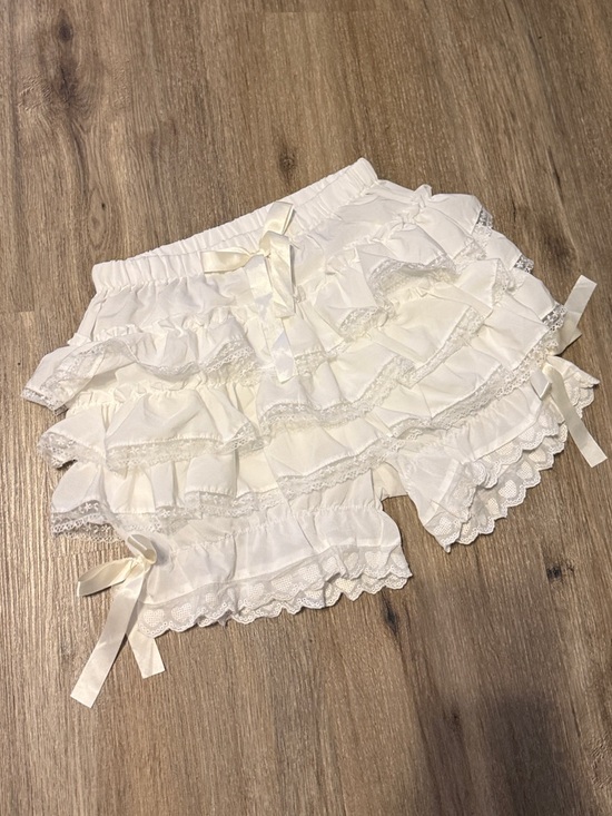 None Pants - NWOT White Ruffled Lace Bloomers with Satin Ties